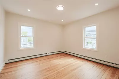 529 Wood Street #2, Bristol, RI 02809 - Photo 6