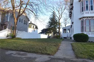 24 Arnold St, Lincoln, RI 02865 - Photo 12