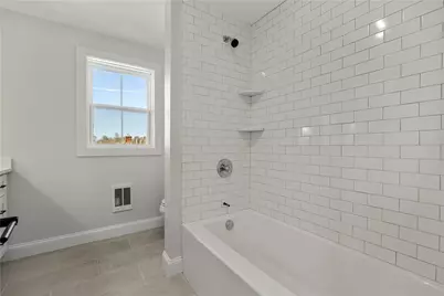 36 Evarts Street #1, Newport, RI 02840 - Photo 16