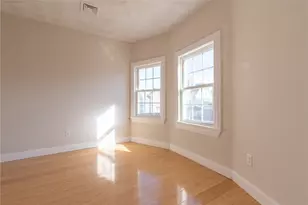 29 Marlborough Ave, Providence, RI 02907 - Photo 12