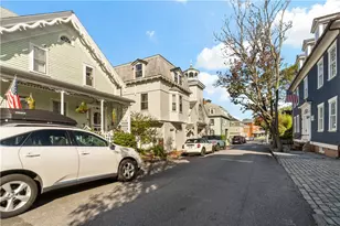 32 School St, Newport, RI 02840 - Photo 4