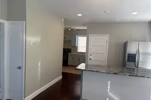 69 Clews St, Pawtucket, RI 02861 - Photo 8