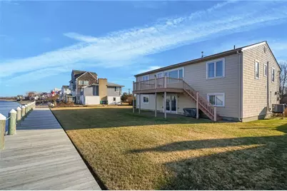 240 Shawomet Avenue, Warwick, RI 02889 - Photo 12