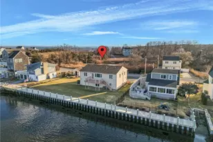 240 Shawomet Ave, Warwick, RI 02889 - Photo 2