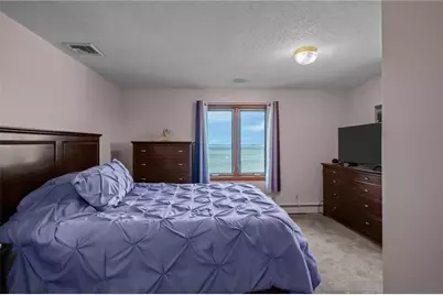 240 Shawomet Avenue, Warwick, RI 02889 - Photo 24