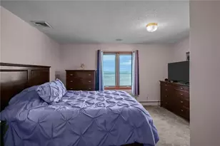 240 Shawomet Ave, Warwick, RI 02889 - Photo 24