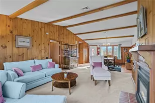 240 Shawomet Ave, Warwick, RI 02889 - Photo 16