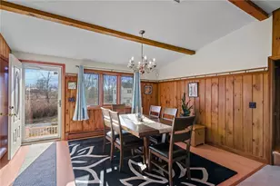 240 Shawomet Ave, Warwick, RI 02889 - Photo 20