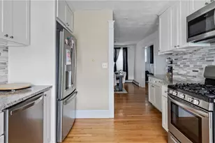 363 Pontiac Ave, Cranston, RI 02910 - Photo 4