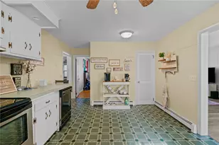 25 Fisher St, North Providence, RI 02911 - Photo 14