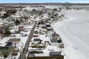 47 Cedar Ave, Portsmouth, RI 02871 - Photo 44