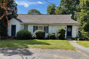 163 Woodside Ave, Cumberland, RI 02864 - Photo 14