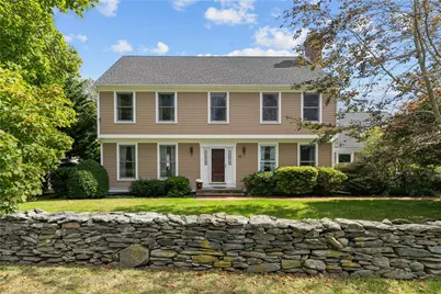 20 Morrison Avenue, Middletown, RI 02840 - Photo 1