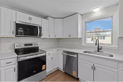 2 Valley Street, Central Falls, RI 02863 - Photo 4