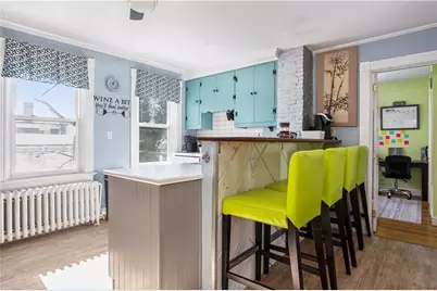 35 Brewer Street #2, Newport, RI 02840 - Photo 6