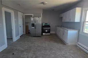 62 Main Rd, Tiverton, RI 02878 - Photo 2