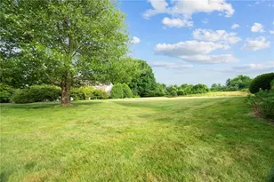 510 Corey Ln, Middletown, RI 02842 - Photo 2