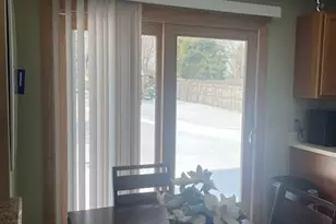 151 Dover Ave, East Providence, RI 02914 - Photo 6