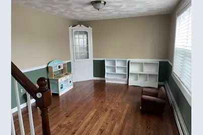 151 Dover Avenue, East Providence, RI 02914 - Photo 8