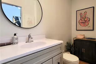 102 Broadway, Newport, RI 02840 - Photo 16