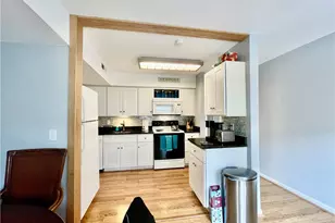 106 Swinburne Row, Newport, RI 02840 - Photo 8