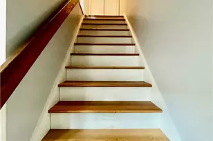 106 Swinburne Row, Newport, RI 02840 - Photo 2