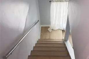 33 Princess Ave, Cranston, RI 02920 - Photo 8