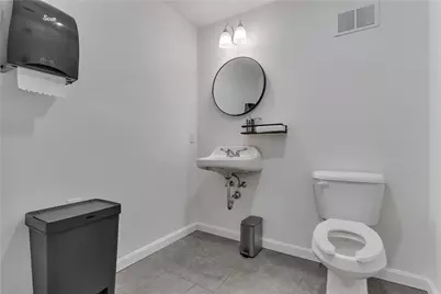975 East Avenue #Unit A, Burrillville, RI 02830 - Photo 28