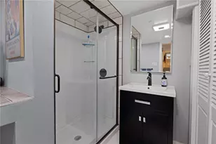 65 Marion Ave S, Cranston, RI 02905 - Photo 38