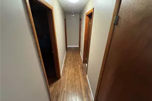 22 Overhill Rd, Warren, RI 02885 - Photo 8