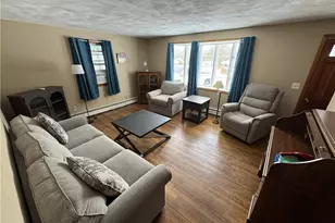 22 Overhill Rd, Warren, RI 02885 - Photo 6