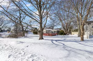 8 Anchorage Rd, Narragansett, RI 02882 - Photo 8