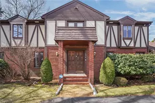 82 Mountain Laurel Dr, Cranston, RI 02920 - Photo 46