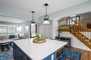 206 Reservoir Rd, Middletown, RI 02842 - Photo 6