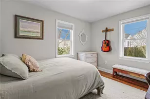 206 Reservoir Rd, Middletown, RI 02842 - Photo 32