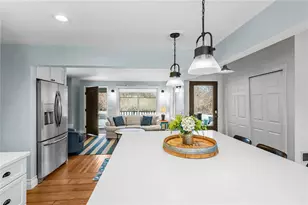 206 Reservoir Rd, Middletown, RI 02842 - Photo 14