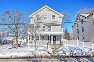 17 Pidge Ave, Pawtucket, RI 02906 - Photo 2