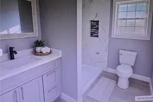 35 Hurley Ave, Pawtucket, RI 02860 - Photo 12