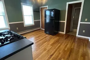 54 Harris St, Pawtucket, RI 02861 - Photo 4