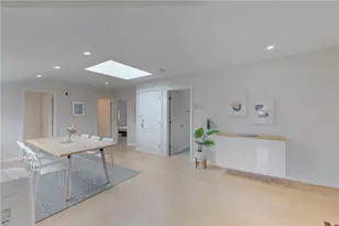 26 Cliff Ave, Newport, RI 02840 - Photo 8