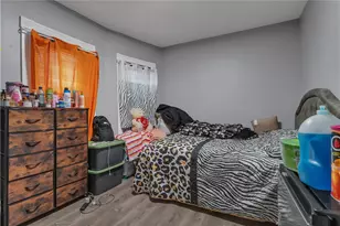 38 Mitchell St, Providence, RI 02907 - Photo 32