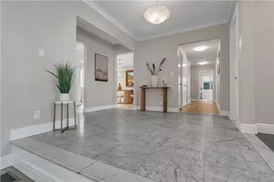 275 Meshanticut Valley Pkwy, Cranston, RI 02920 - Photo 4