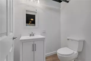 275 Meshanticut Valley Pkwy, Cranston, RI 02920 - Photo 40