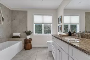 275 Meshanticut Valley Pkwy, Cranston, RI 02920 - Photo 36