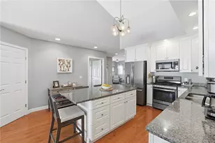 14 Bella Vista Cir, Glocester, RI 02814 - Photo 12