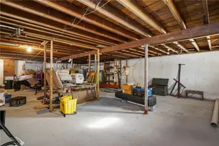 11 Wood St, West Warwick, RI 02893 - Photo 26