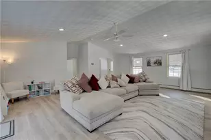 6 Catherine Wright Ct, West Greenwich, RI 02817 - Photo 10