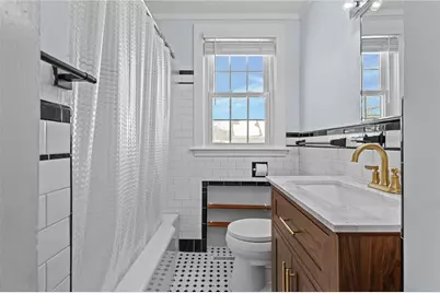 22 Phillips Avenue, Warwick, RI 02888 - Photo 18