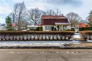 90 Putnam Ave, Johnston, RI 02919 - Photo 6