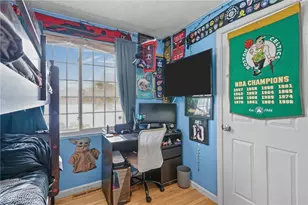 34 King St, Coventry, RI 02816 - Photo 12